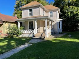 featured image of 208 W Stadium Ave