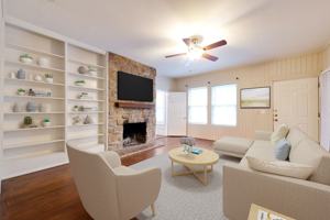 featured image of 2839 Shoal Crest Ave