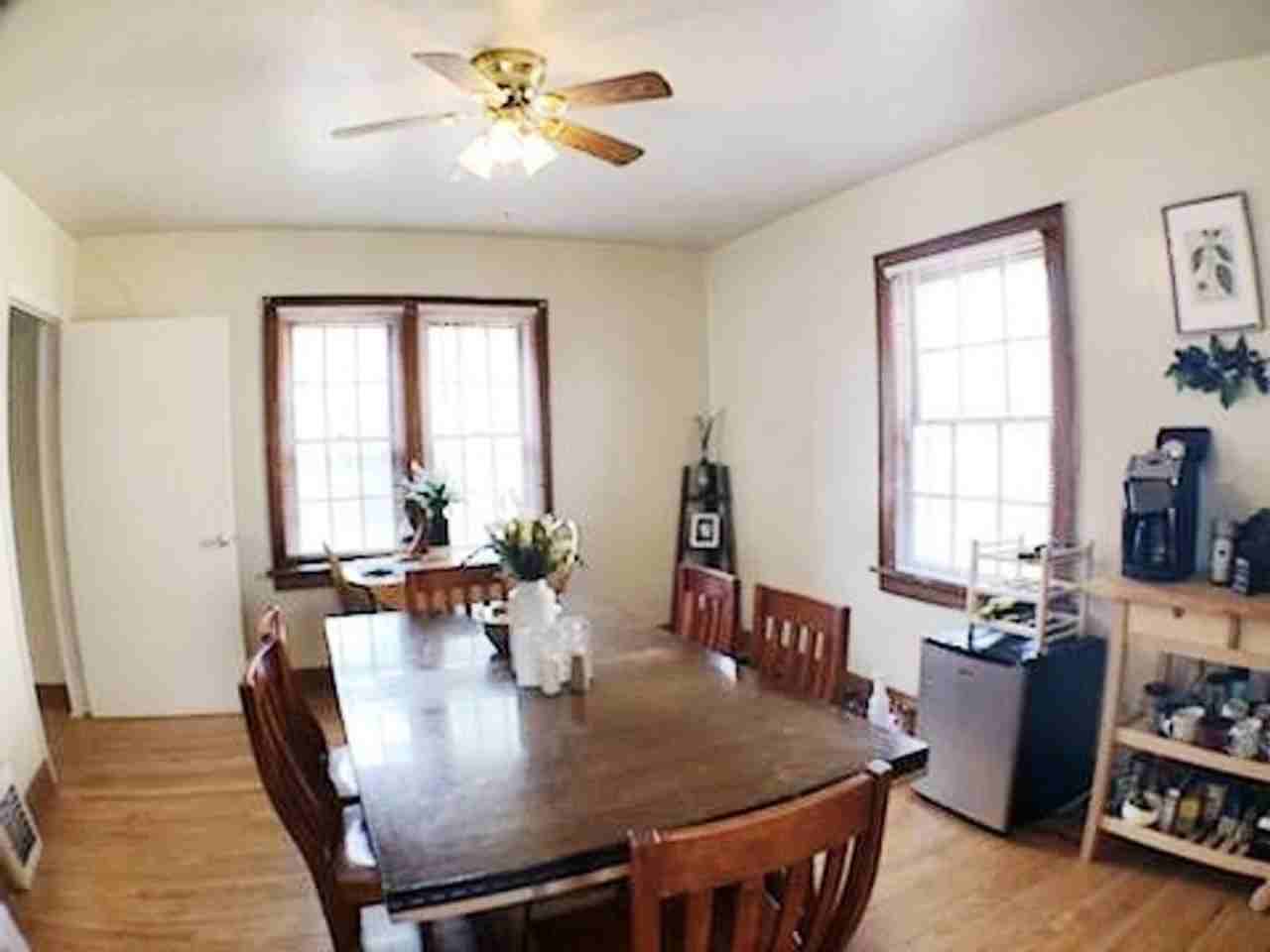 335 S Eagleson Ave - Photo 6 of 15