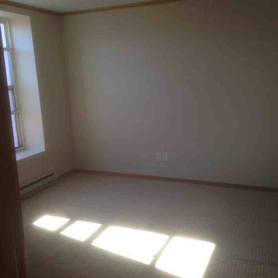 128 East Main - Photo 3 of 6