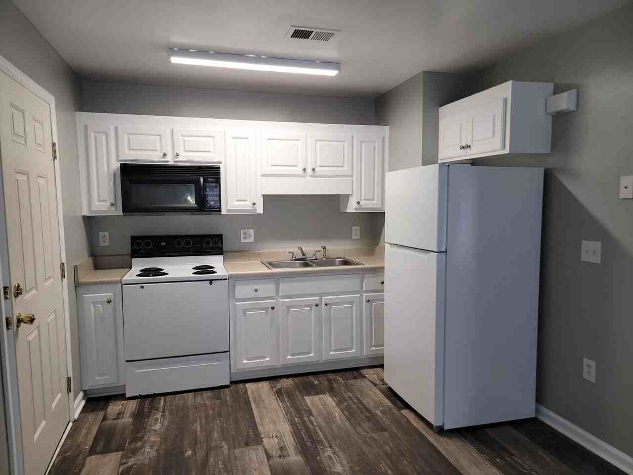 THE VILLAS III - Photo 3 of 5