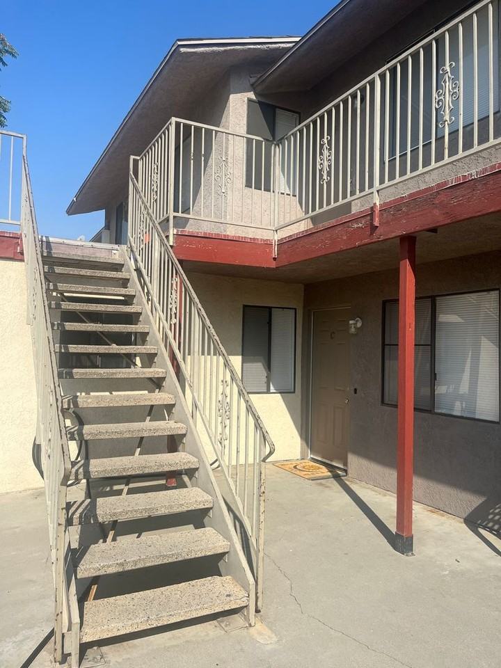 Massachusetts Ave. - 695 - Photo 2 of 15