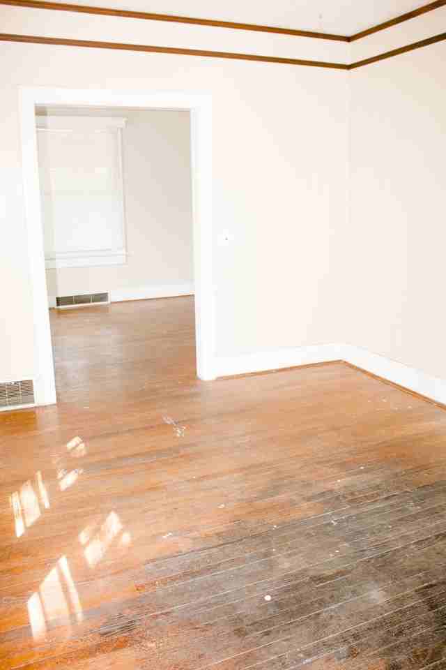 430 Littleton St - Photo 4 of 14