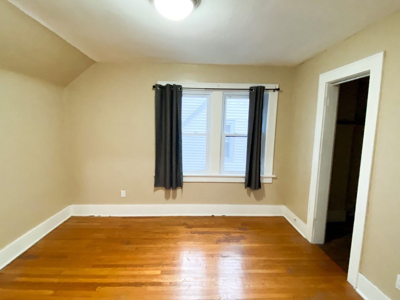 279 Crum Ct - Photo 6 of 11