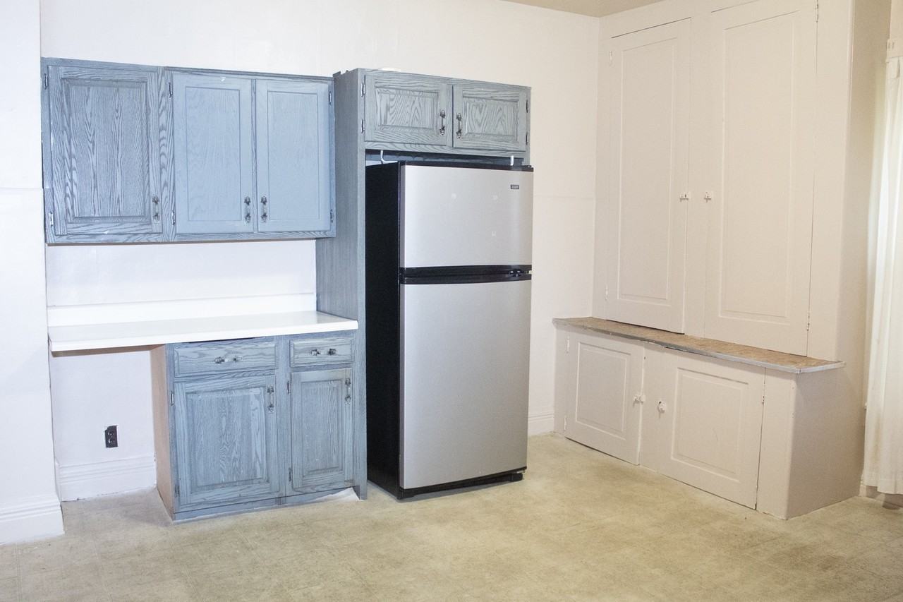 404 N Salisbury St - Photo 4 of 15