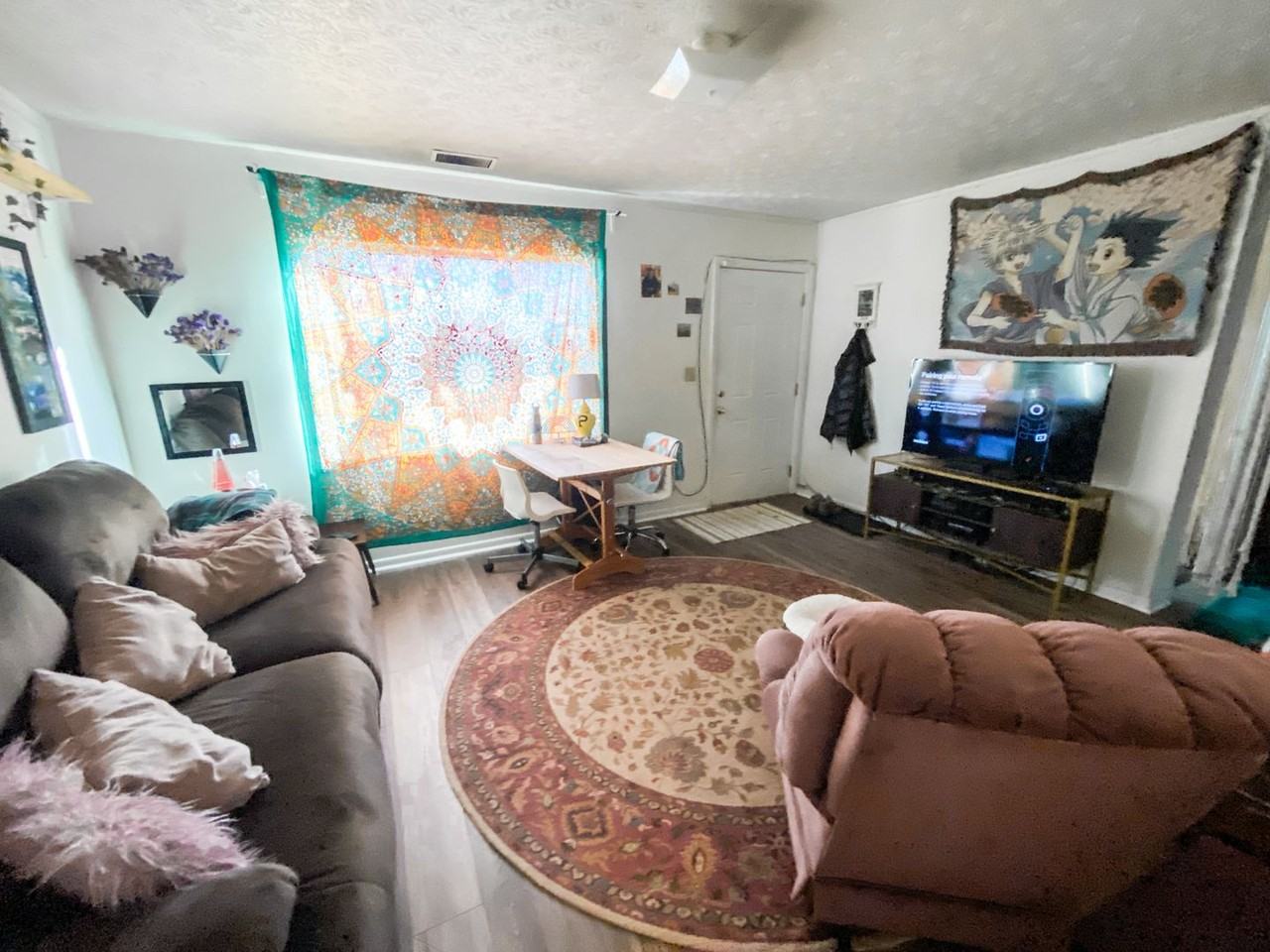 930 Rose St - Photo 5 of 12