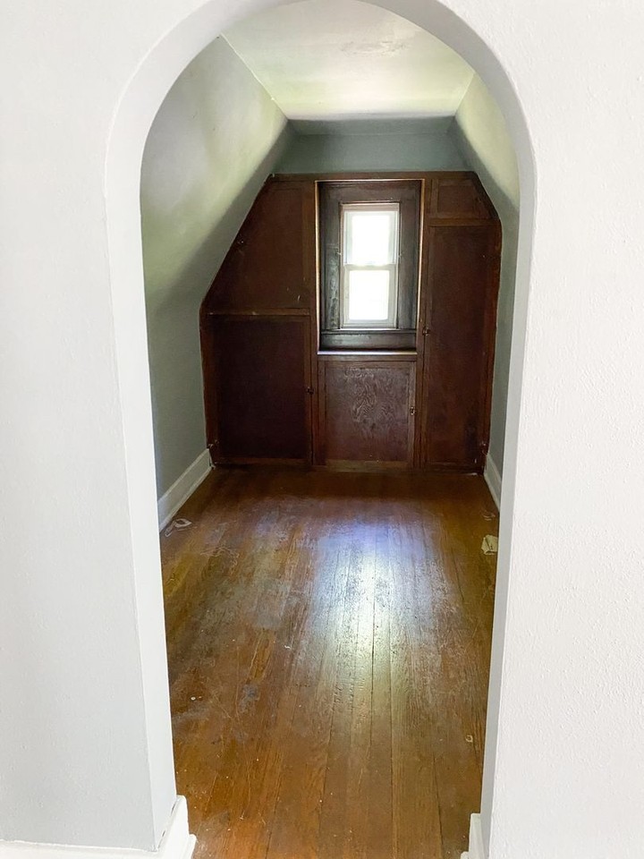 511 Evergreen St - Photo 4 of 14