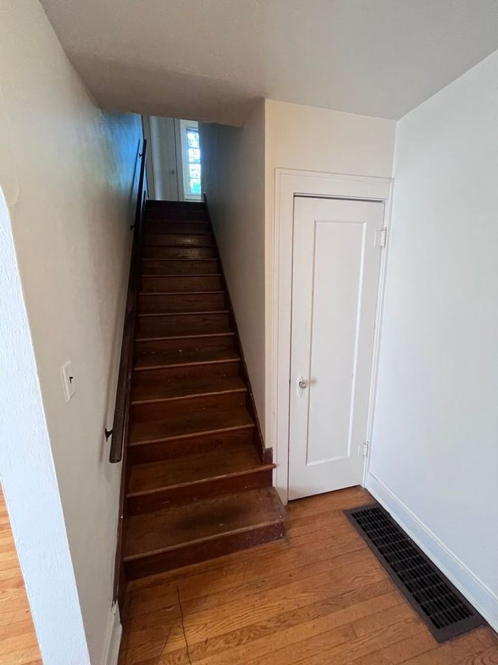 729 N Grant St - Photo 4 of 14