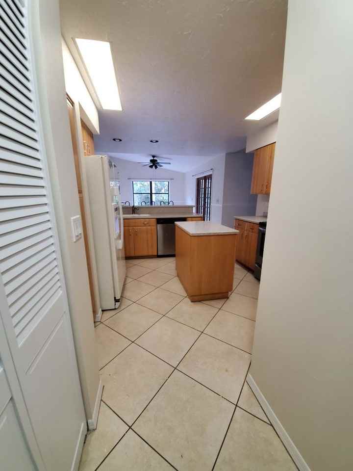 188 Shady Pine Ln - Photo 5 of 30