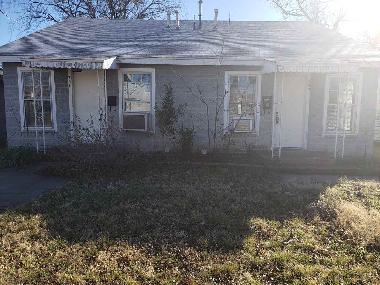 749 E North 12th St - Photo 4 of 8