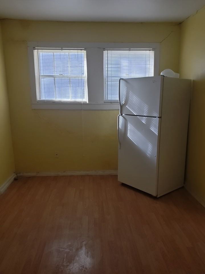 749 E North 12th St - Photo 2 of 8