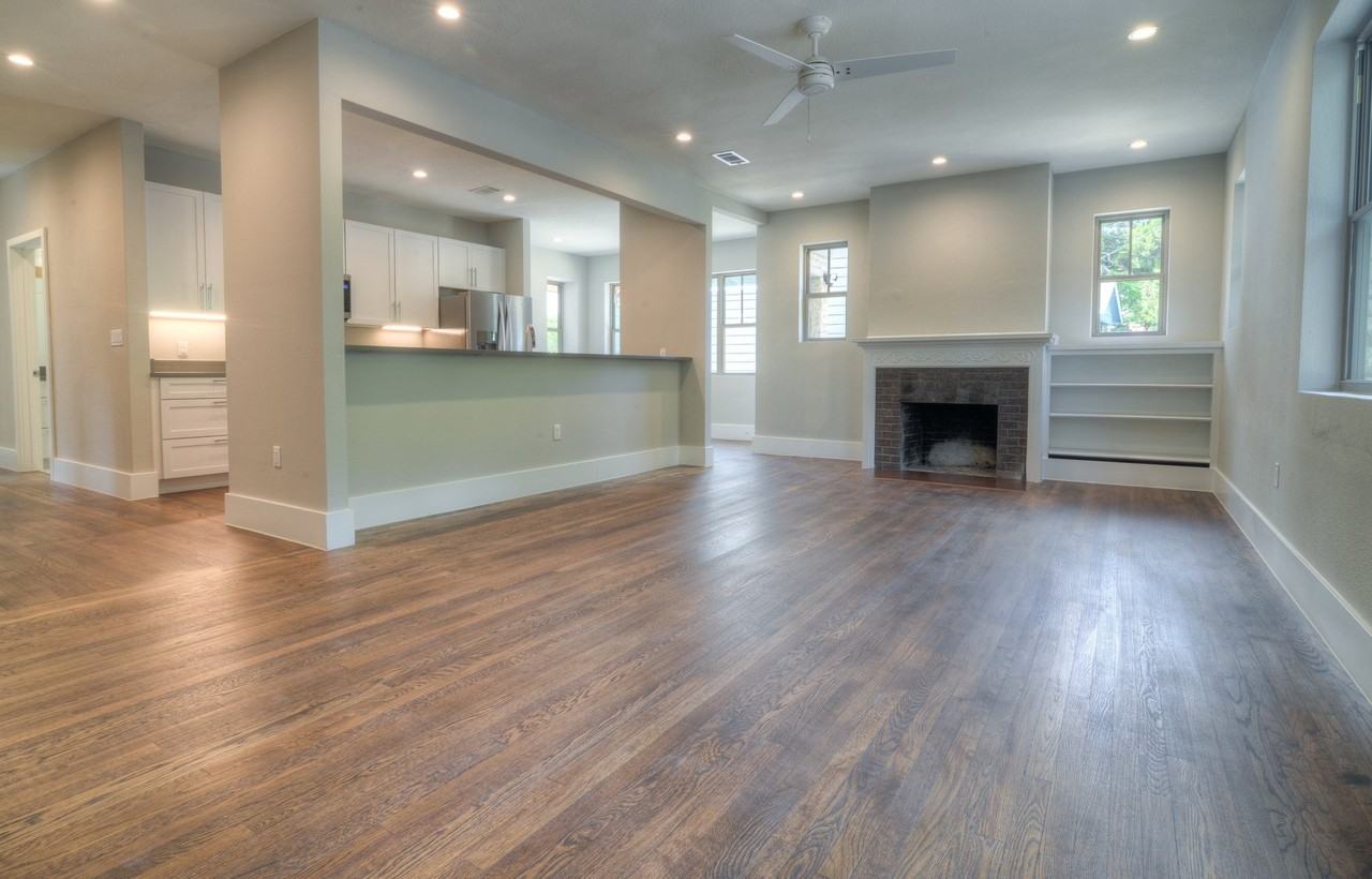 3109 Walling Dr - Photo 3 of 43