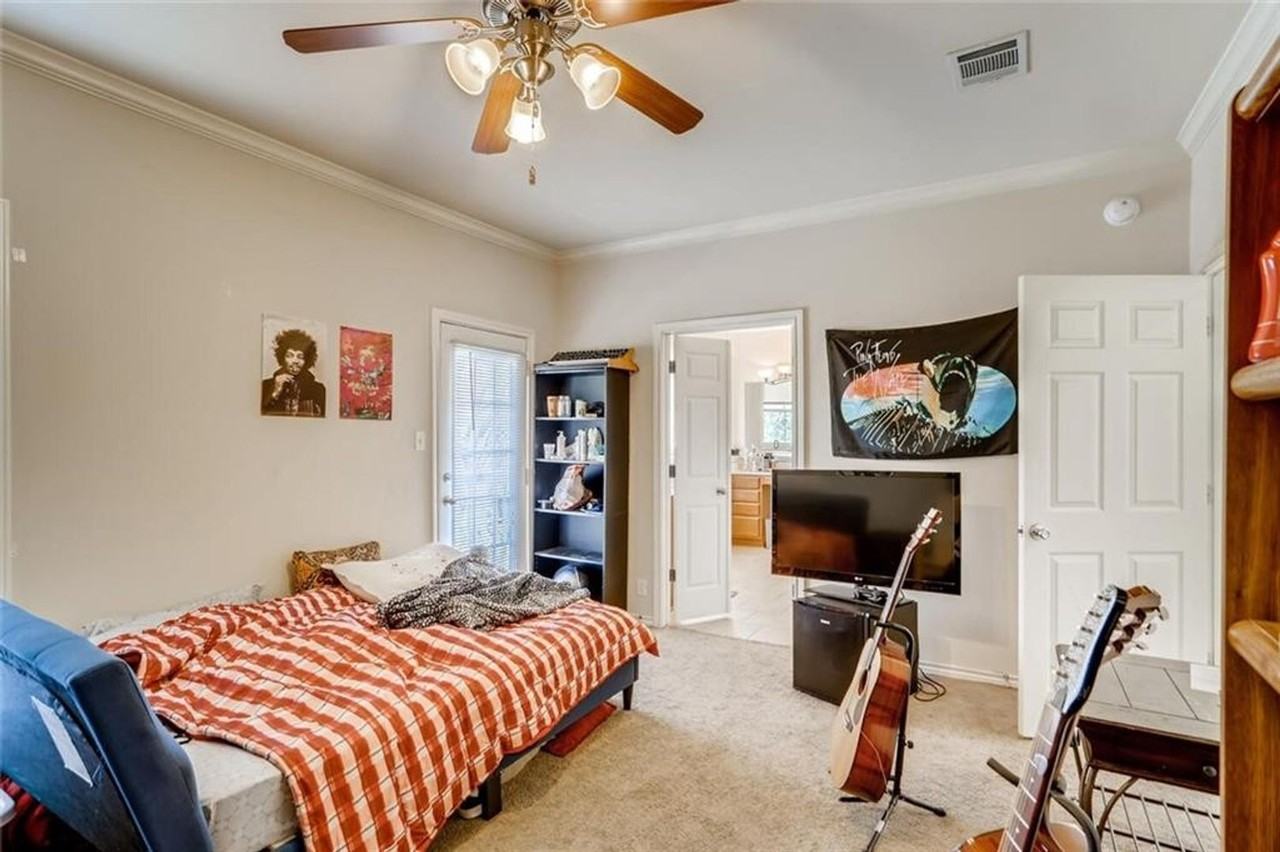 5208 Martin Ave - Photo 7 of 32