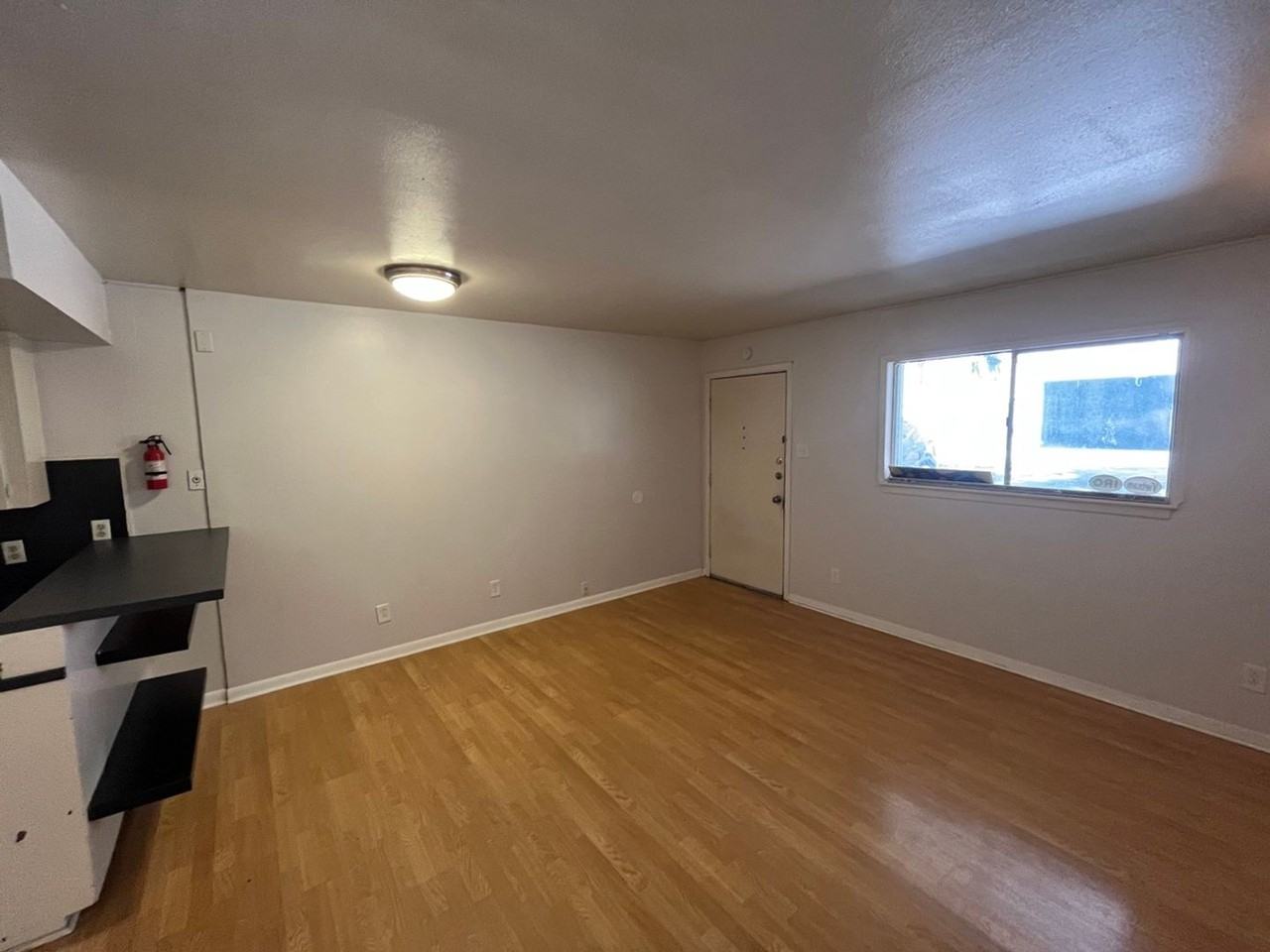 2708 Salado St #A - Photo 4 of 14