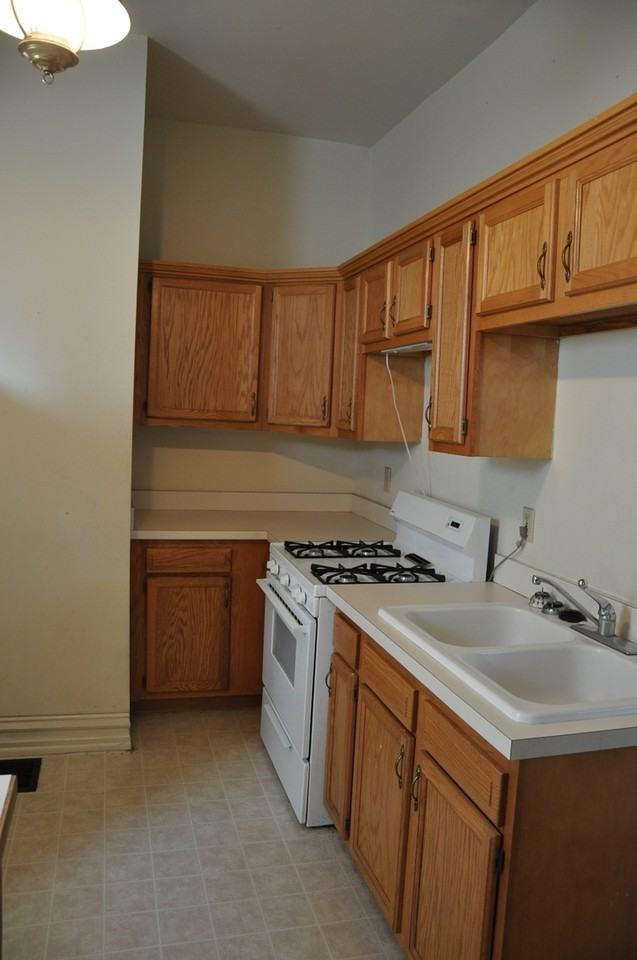 308 S Broadway Park - Photo 2 of 7