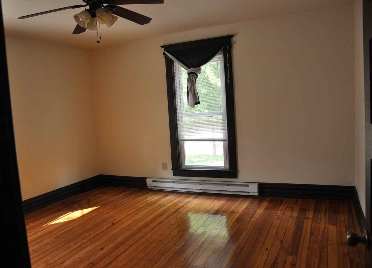308 S Broadway Park - Photo 3 of 7