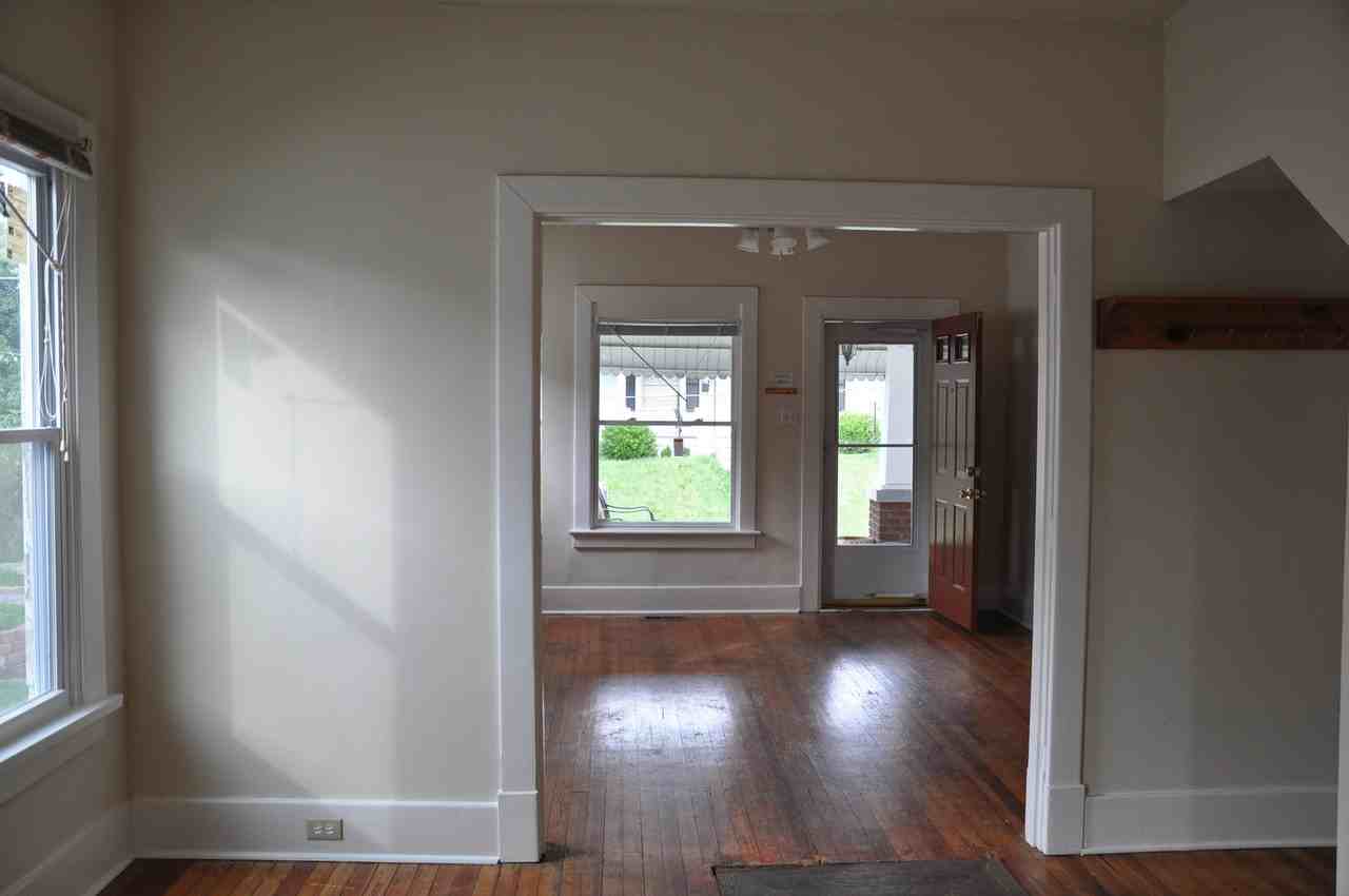 380 Bucoto Ct - Photo 4 of 8