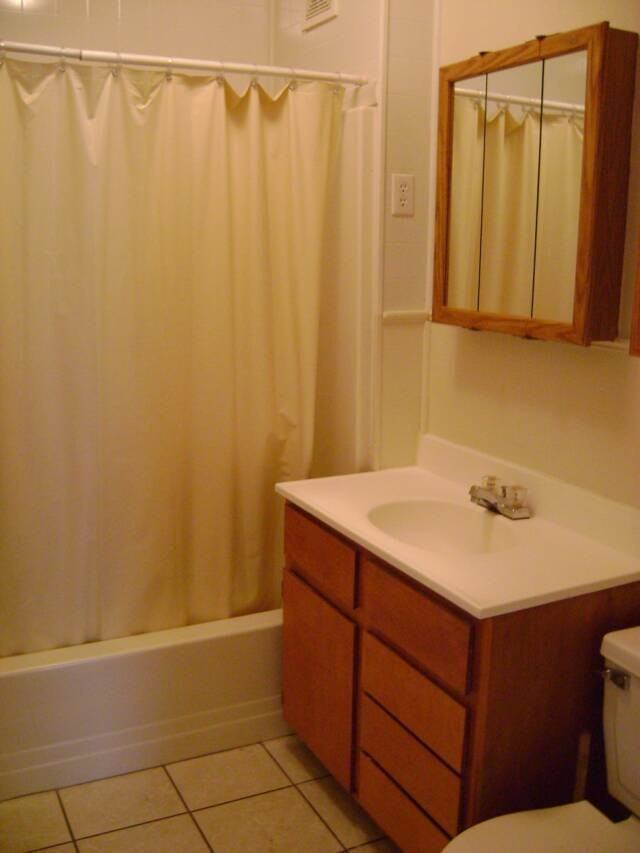 380 Bucoto Ct - Photo 5 of 8