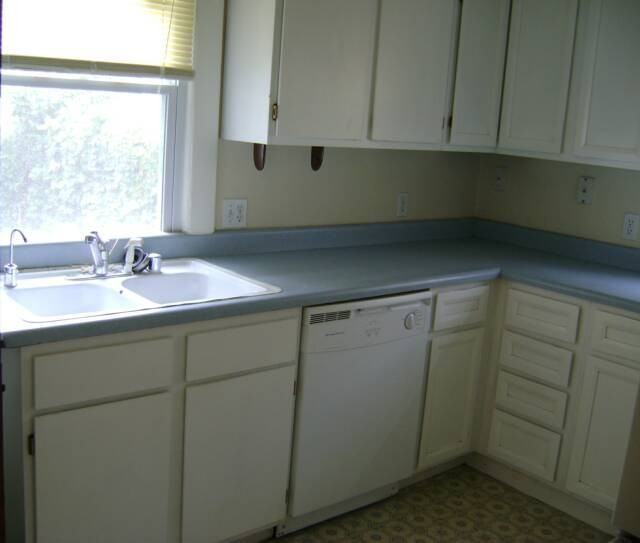 380 Bucoto Ct - Photo 7 of 8