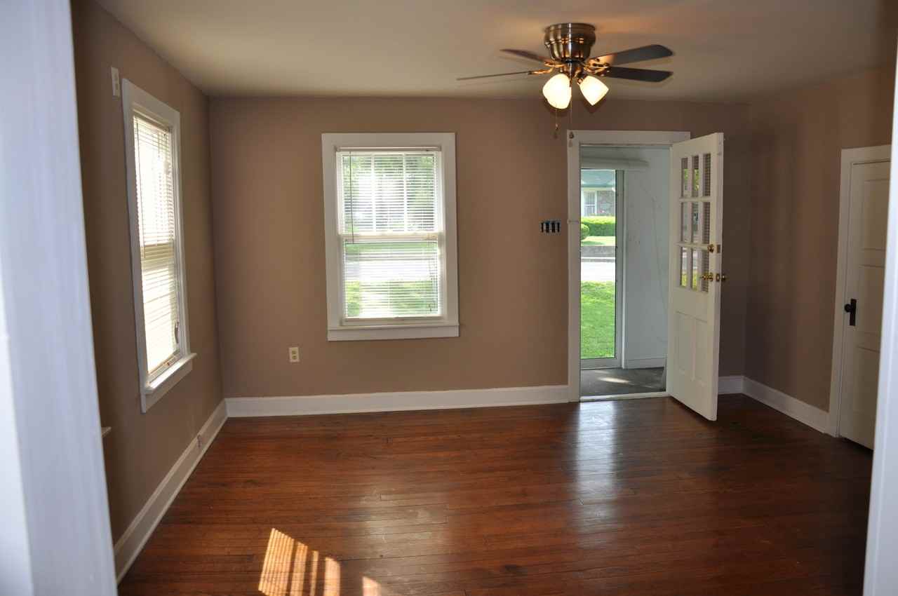 1079 Duncan Avenue - Photo 2 of 10