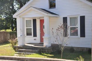 626 Golfview Dr - Photo 1 of 1