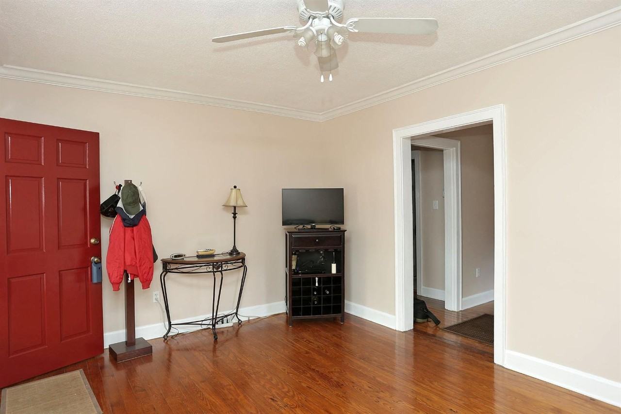 1206 Garrison Ave - Photo 6 of 9