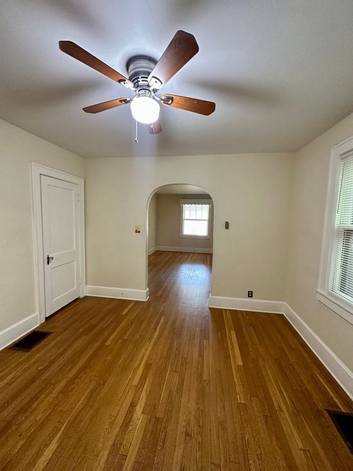 415 Pyke Rd - Photo 4 of 33