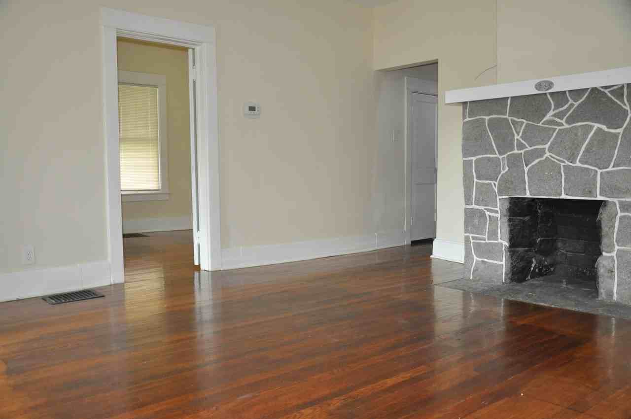 1080 Duncan Ave - Photo 4 of 27