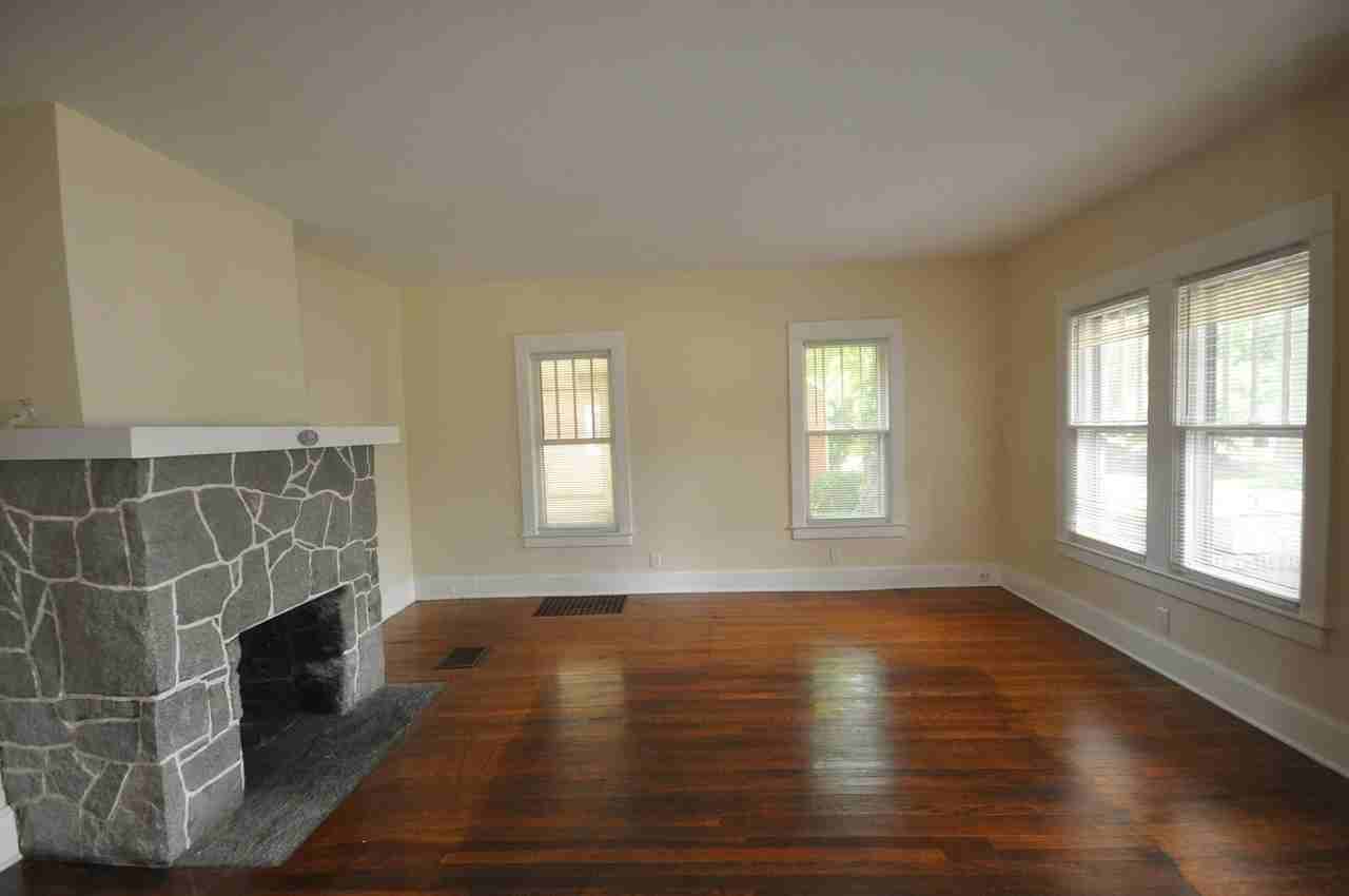 1080 Duncan Ave - Photo 5 of 27