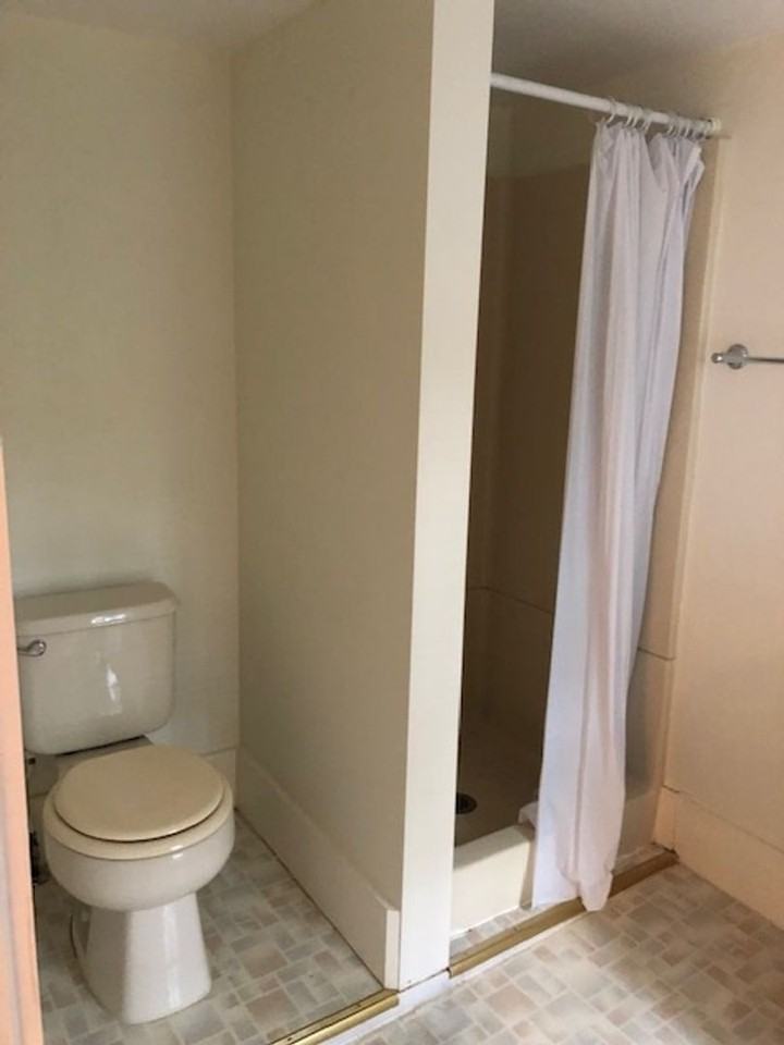 19 W Kendrick Ave - Photo 3 of 43