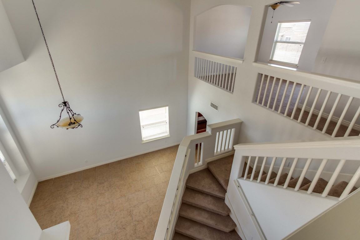 5541 Ignacio Frias Dr - Photo 6 of 25