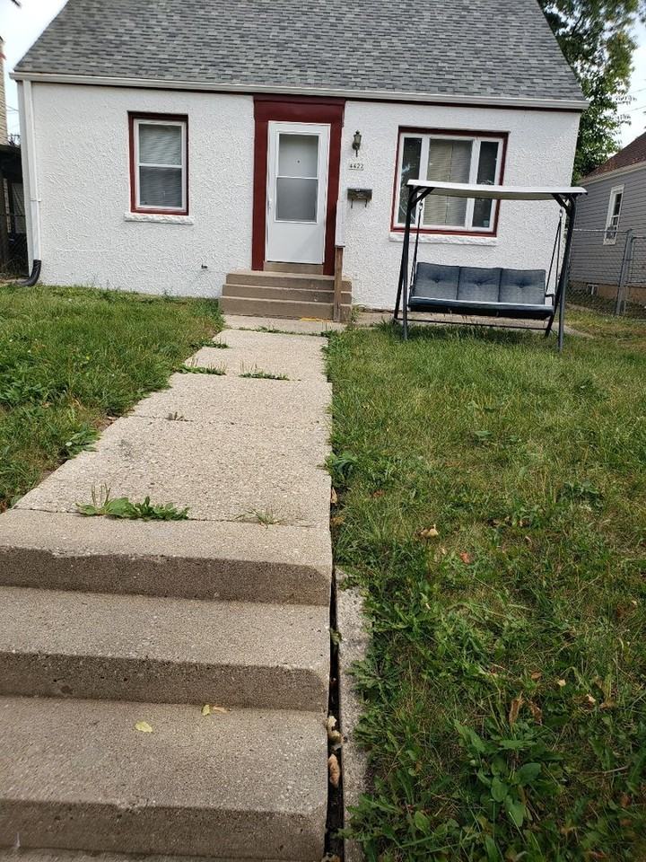 4422 N 30th St