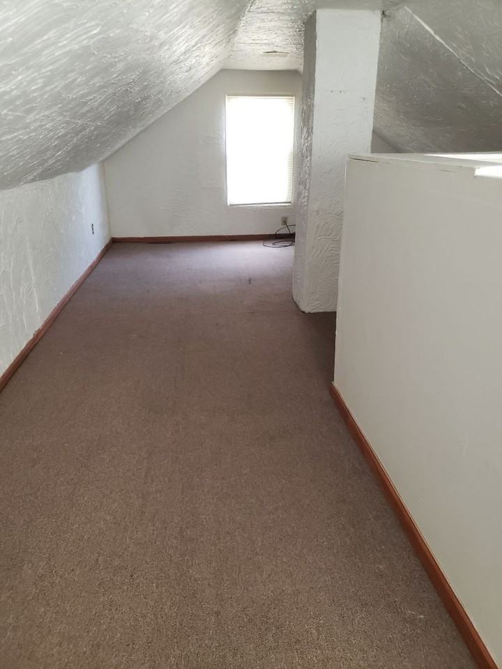 4422 N 30th St - Photo 6 of 8