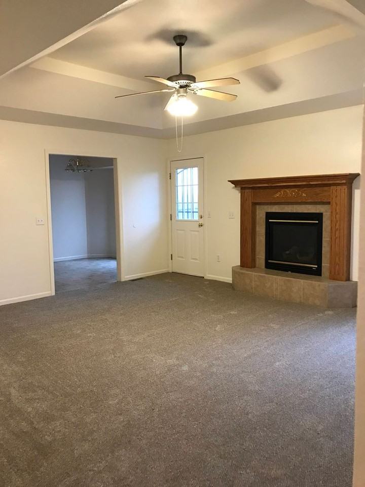 3882 S El Salvador Ave - Photo 4 of 20