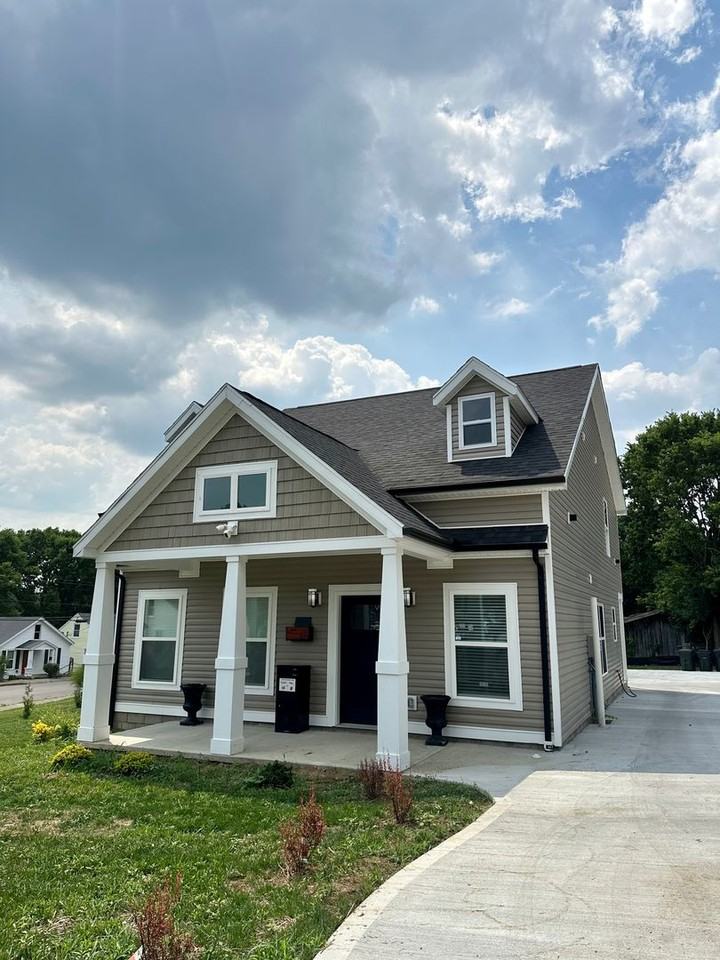 522 Addison Ave - Photo 2 of 39