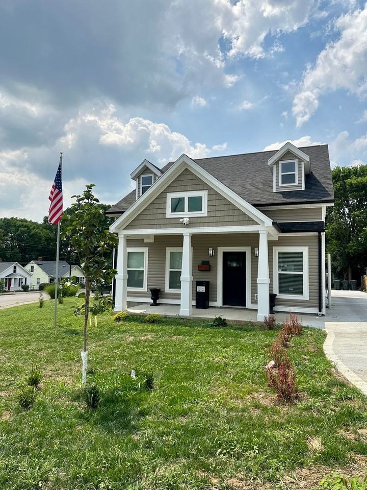 522 Addison Ave - Photo 3 of 39