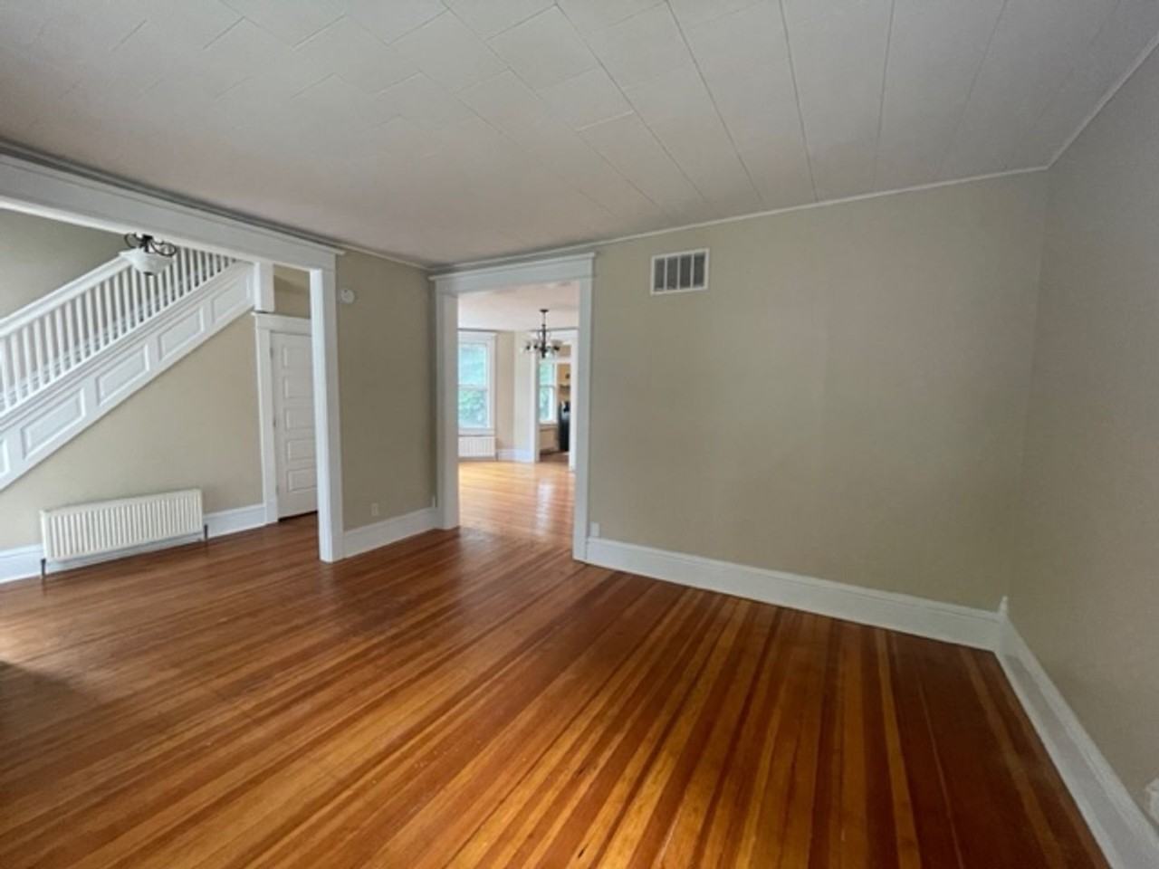 461 Littleton St - Photo 5 of 28