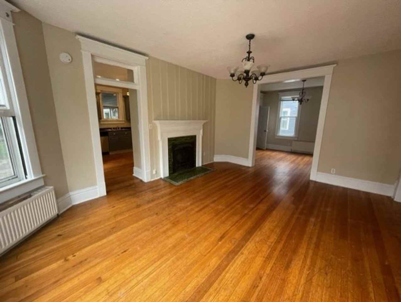 461 Littleton St - Photo 6 of 28