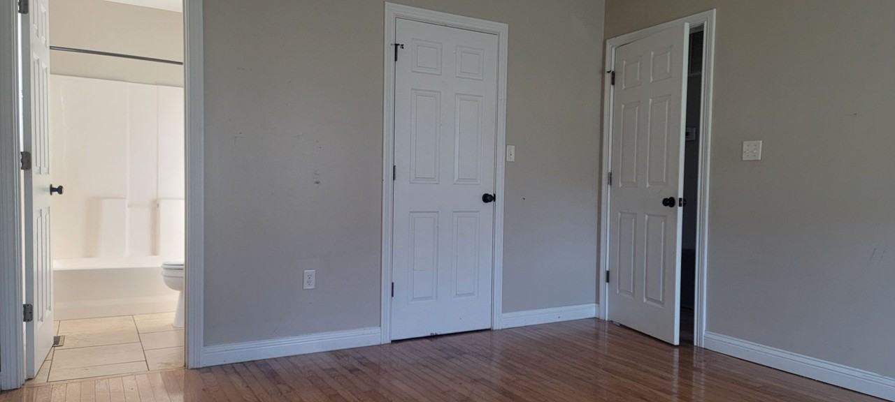 126 Madison Spgs - Photo 2 of 8