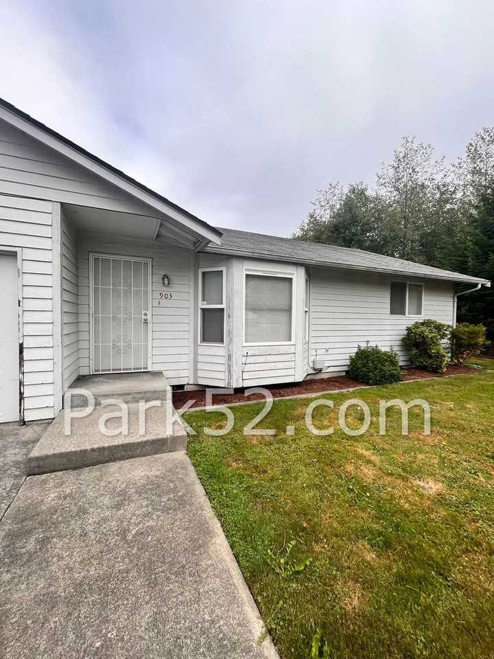 903 96th Street East