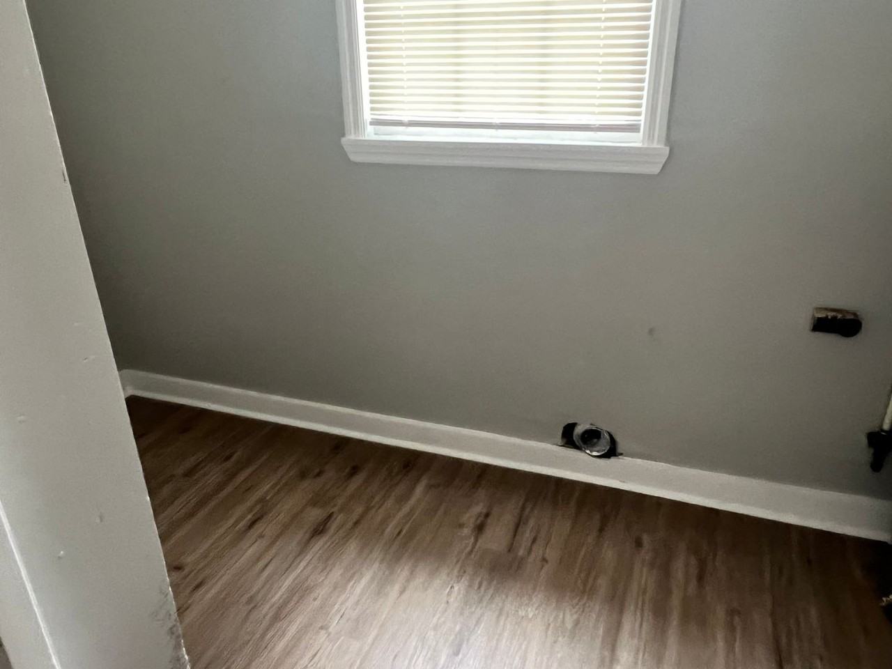 2723 Elton Street - Photo 4 of 11