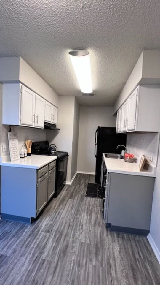 Hickory Grove Apartments - Photo 3 of 16