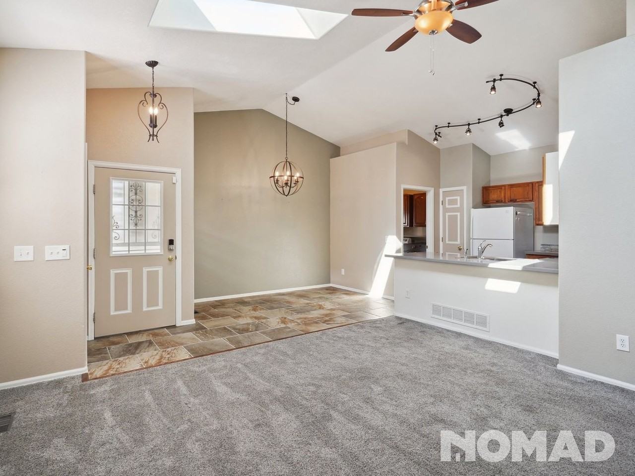 1130 Samuel Pt - Photo 4 of 24