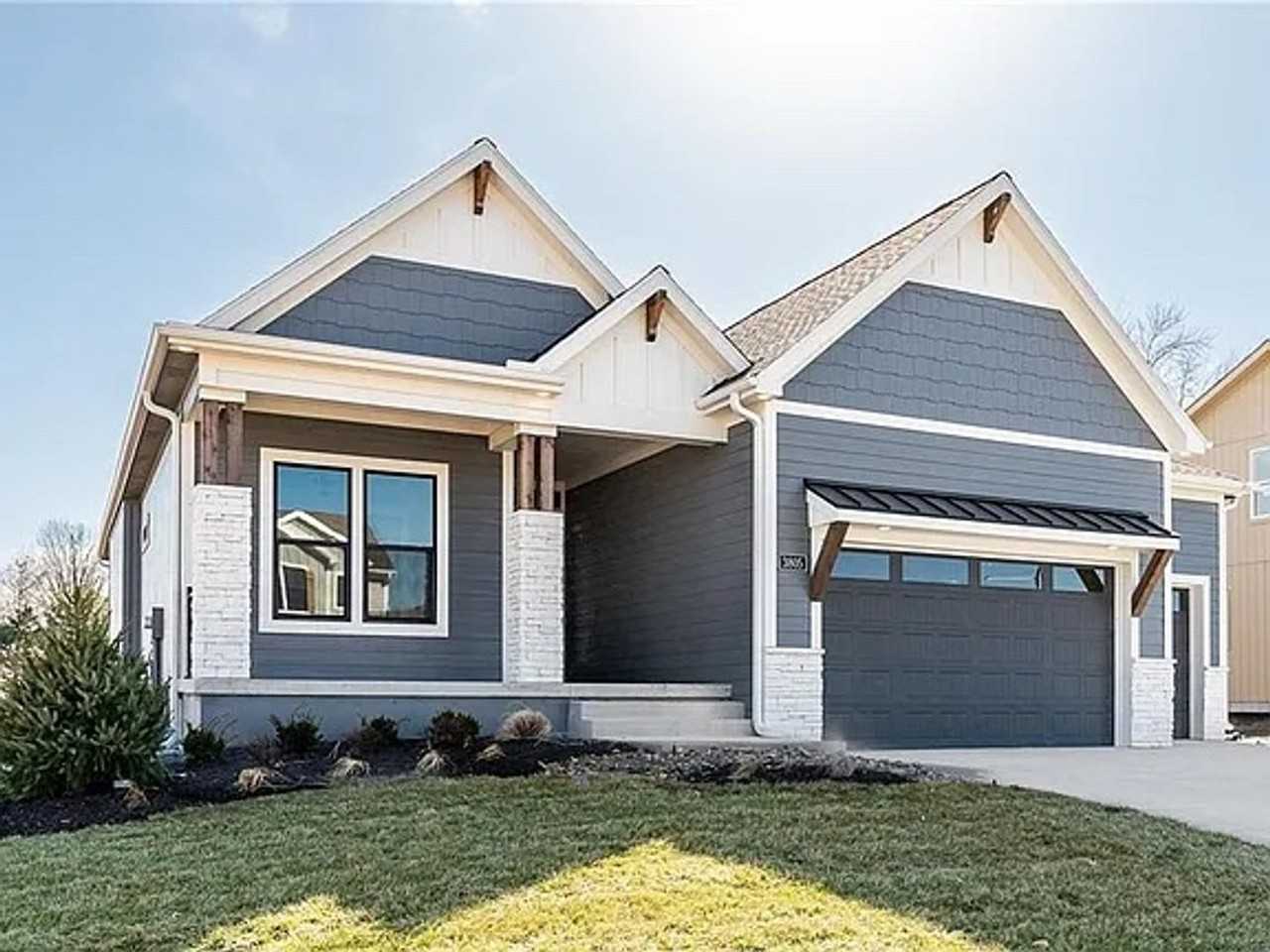 3805 W 187th St - Photo 2 of 50