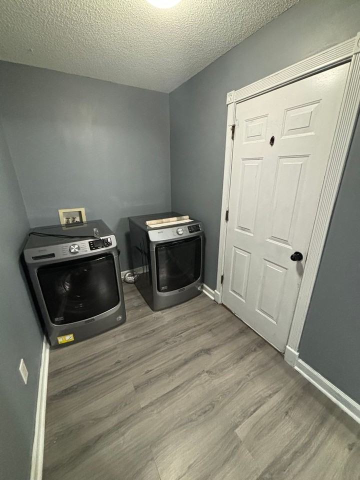 1250 Chinook Way - Photo 4 of 11