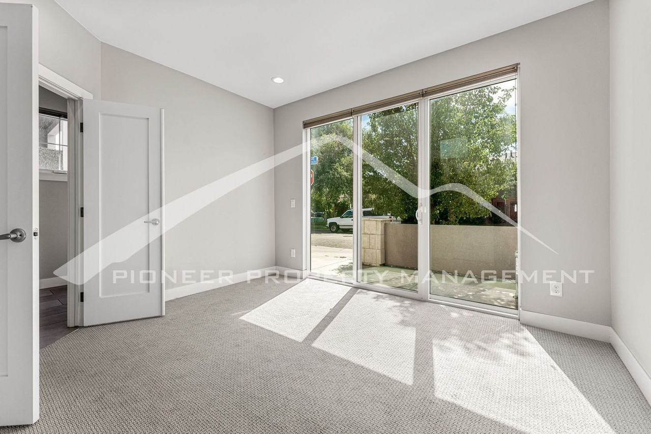 7881 W 51st Ave #A - Photo 4 of 23