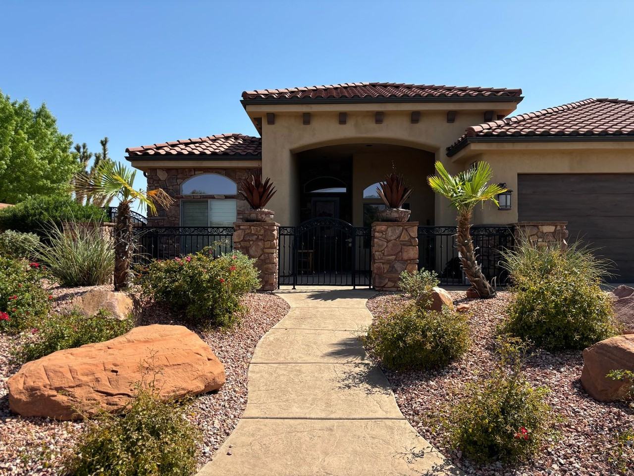 1306 N Fairway Dr - Photo 2 of 38