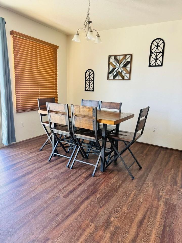 2090 Cascadia Dr - Photo 6 of 20