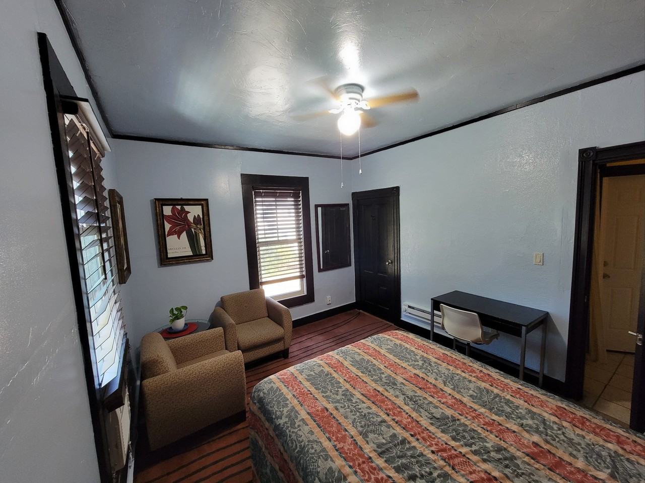 Fully Furnished Room For rent - Photo 5 of 17