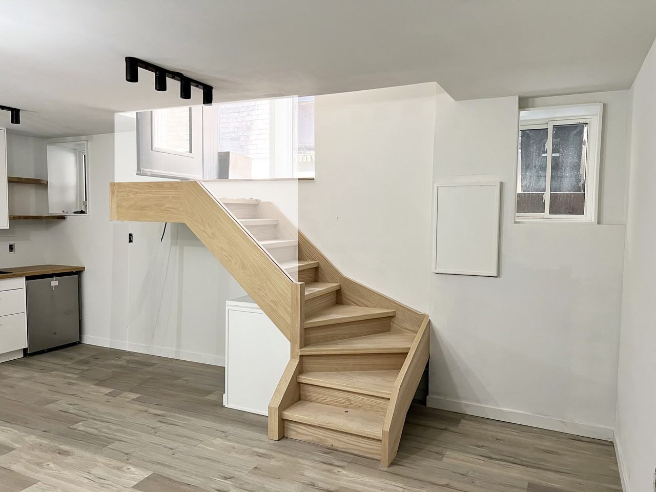 771 Annette Street #App3 - Photo 2 of 9